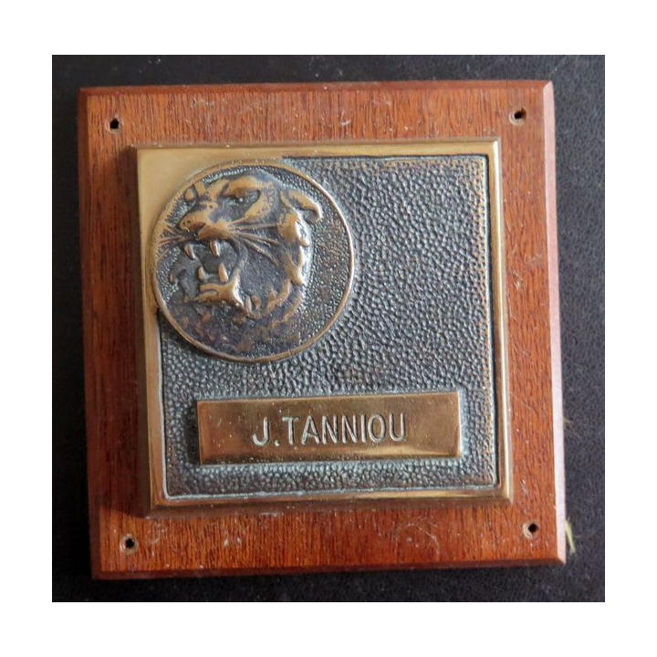 BRETAGNE : plaque en bronze du Clémenceau attribuée à J. Tanniou 9 x 8,7 cm