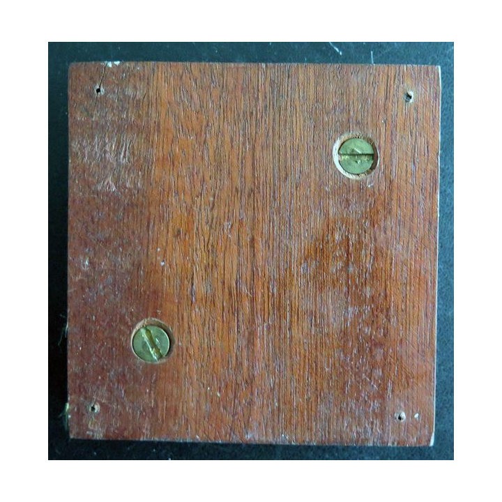 BRETAGNE : plaque en bronze du Clémenceau attribuée à J. Tanniou 9 x 8,7 cm