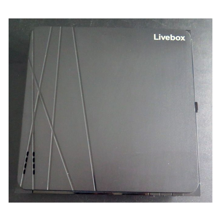 TELEPHONIE WIFI : livebox 4 de chez Orange neuve