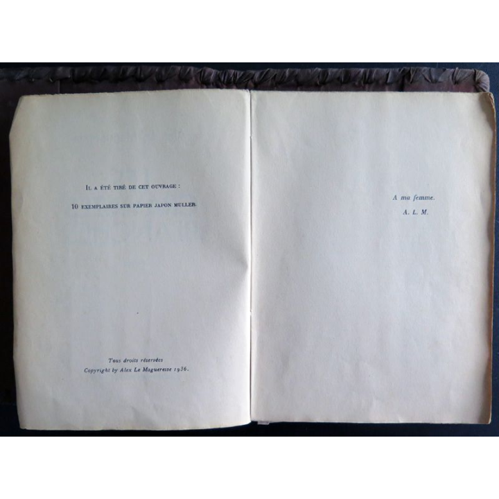 Les cravates blanches de Alex Le Magueresse dédicacé 1936 dans protège livre en cuir