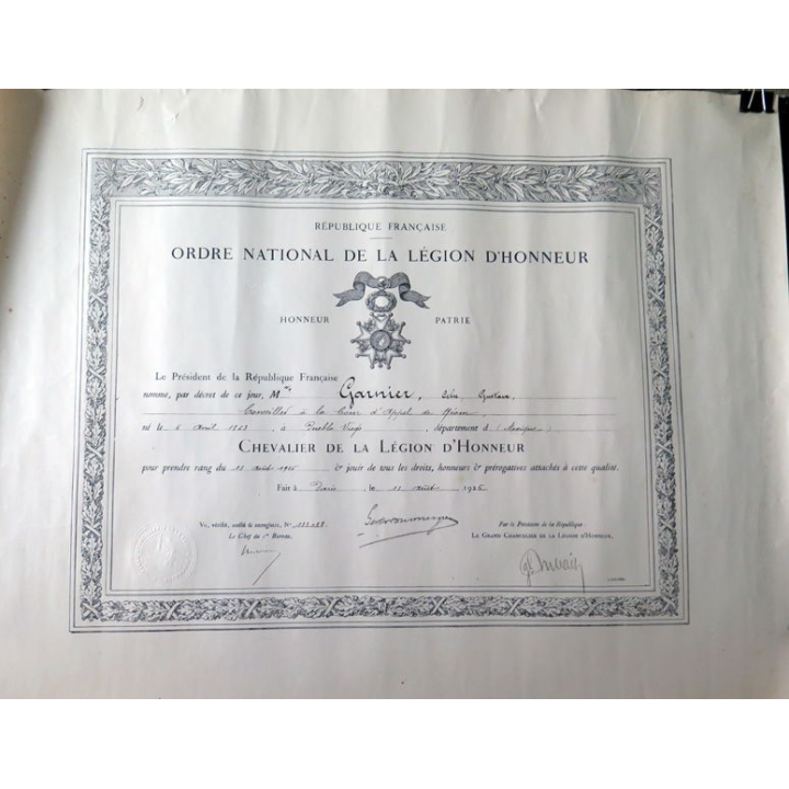 Diplôme de l'Ordre National de la Légion d'Honneur attribué en 1926