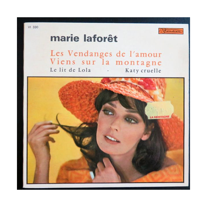 Disque 45 Tours Les vendanges de l'Amour et Viens sur la Montagne de Marie Laforêt