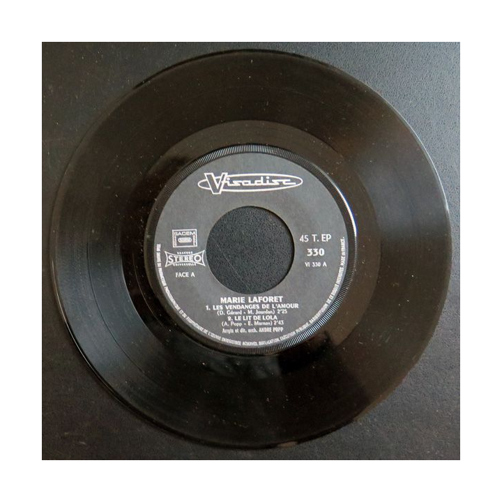 Disque 45 Tours Les vendanges de l'Amour et Viens sur la Montagne de Marie Laforêt
