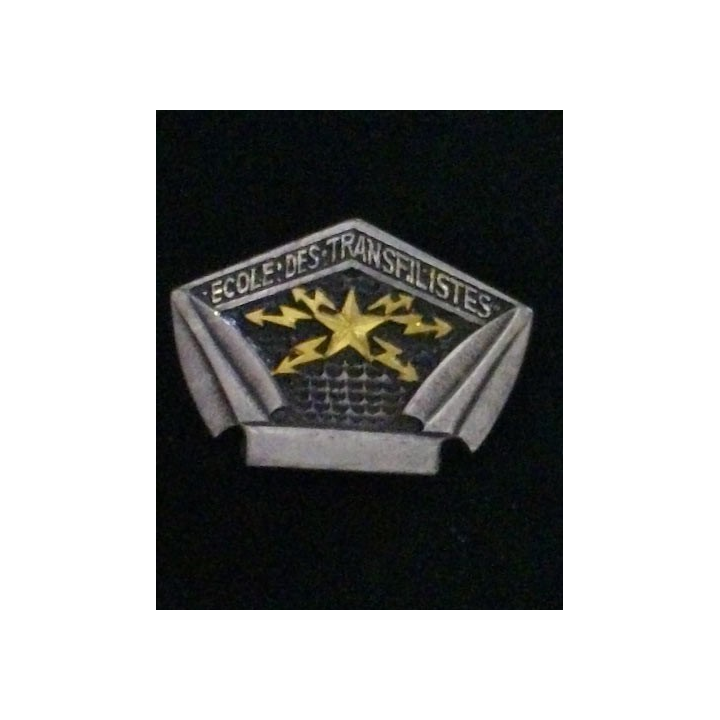 TRANS : ÉCOLE DES TRANSFILISTES (SEMBLE ÊTRE EN ARGENT ?)