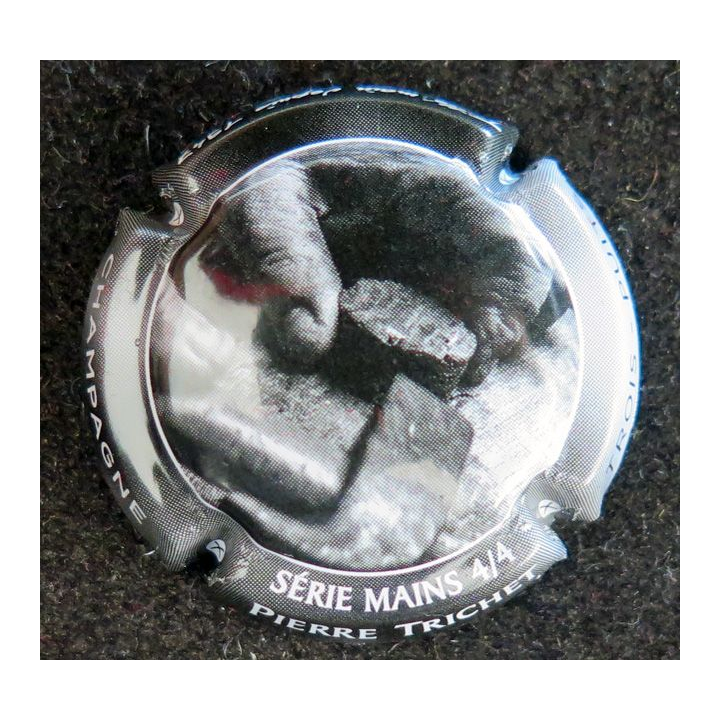 Capsule Muselet de bouteille de champagne TRICHET Pierre 5c 4/4 mains