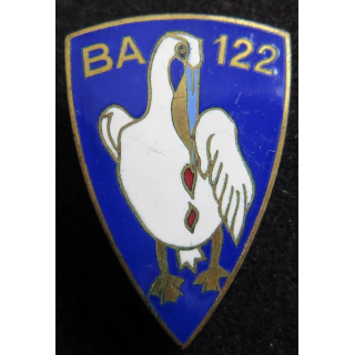BA 122 : Base aérienne 122 Chartres de fabrication Arémail Paris A.671