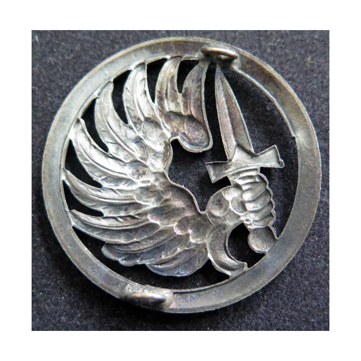 BERET PARA : insigne de béret des régiments des troupes aéroportées et de chasseurs parachutistes