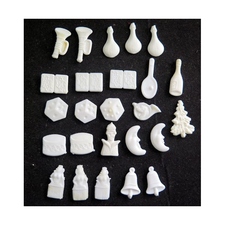 Lot de 25 fèves plastiques diverses
