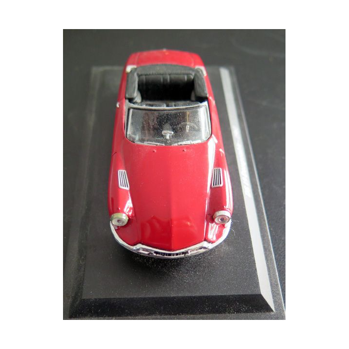 Voiture de collection Citroën DS 19 décapotable 1961 1/43°