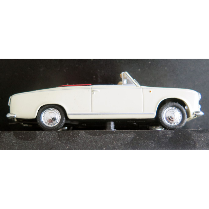 Voiture de collection Peugeot 403 Cabriolet 1960 1/43°