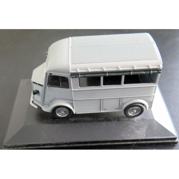 Voiture de collection Citroën Type H 1948 camionnette 1 200 kg  1/43°