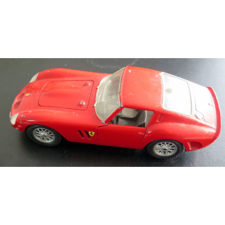 Voiture de collection Ferrari 250 GTO 1962 Burago 1/18°