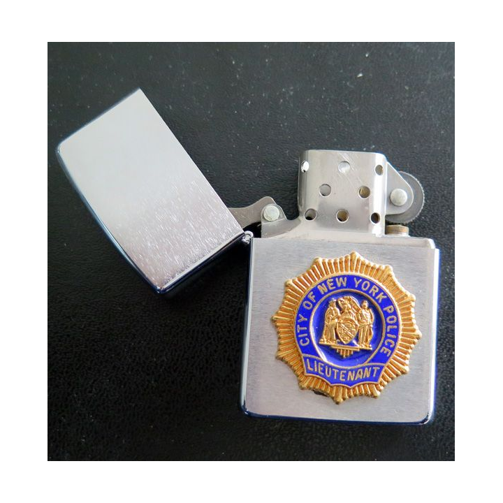 Briquet Zippo City of New York Police Lieutenant