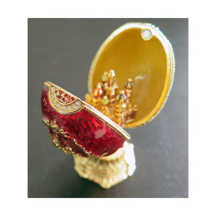 Copie d'oeuf de Fabergé de la Cathédrale Saint basile de Moscou