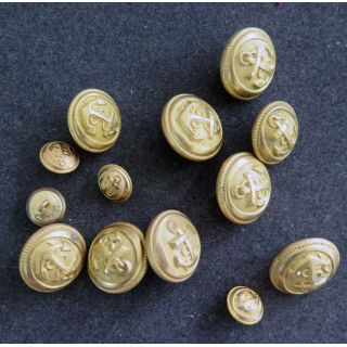 Lot de 13 boutons de la Marine Nationale 