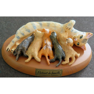 Figurine de Chat en résine : Portrait de famille