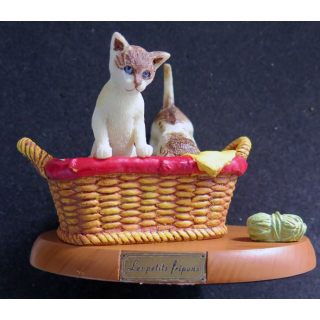 Figurine de Chat en résine : Les petits fripons