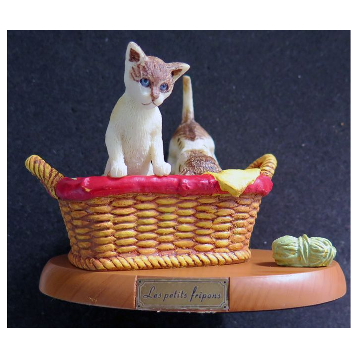 Figurine de Chat en résine : Les petits fripons