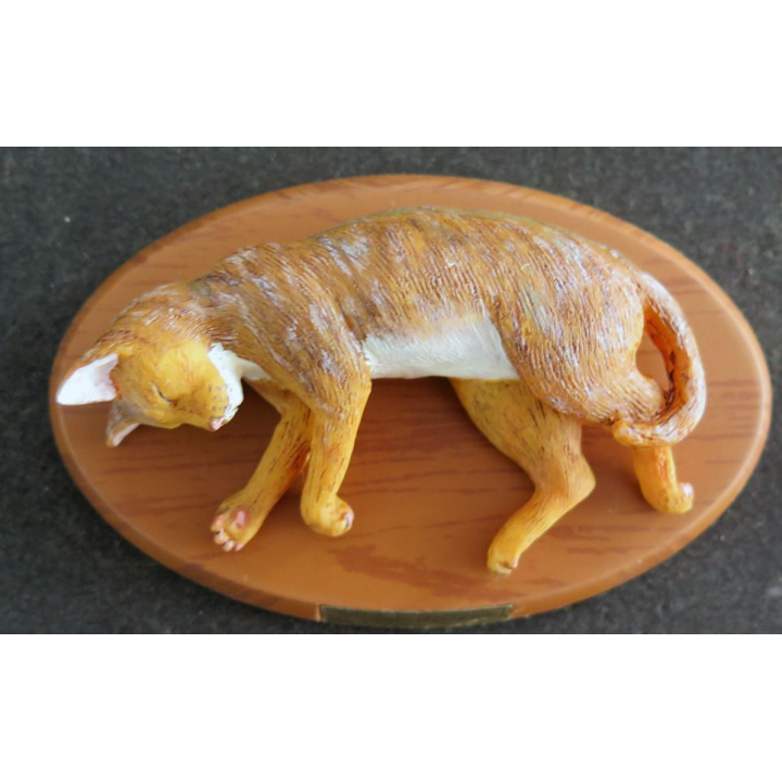 Figurine de Chat en résine : le sommeil profond