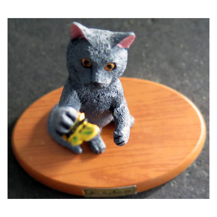 Figurine de Chat en résine : Jeu de plein air