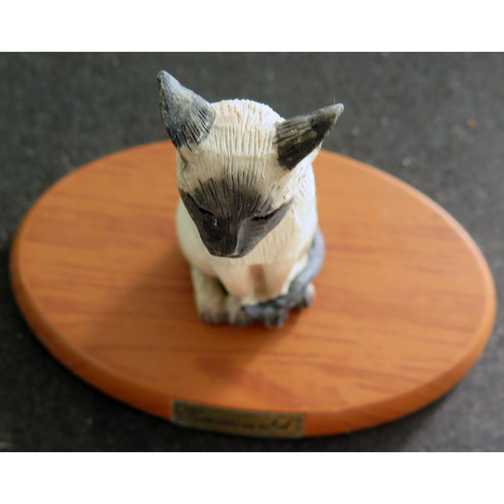 Figurine de Chat en résine : Farniente au soleil