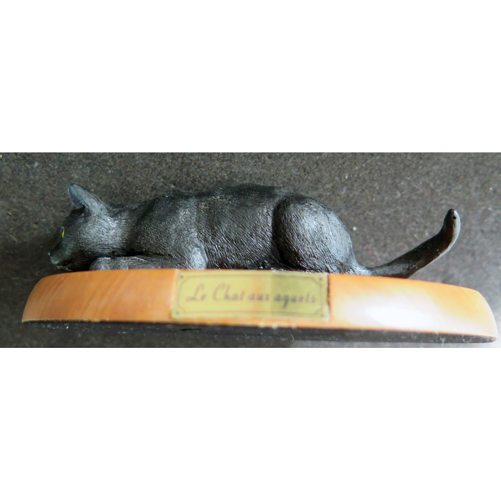 Figurine de Chat en résine : Le chat aux aguets