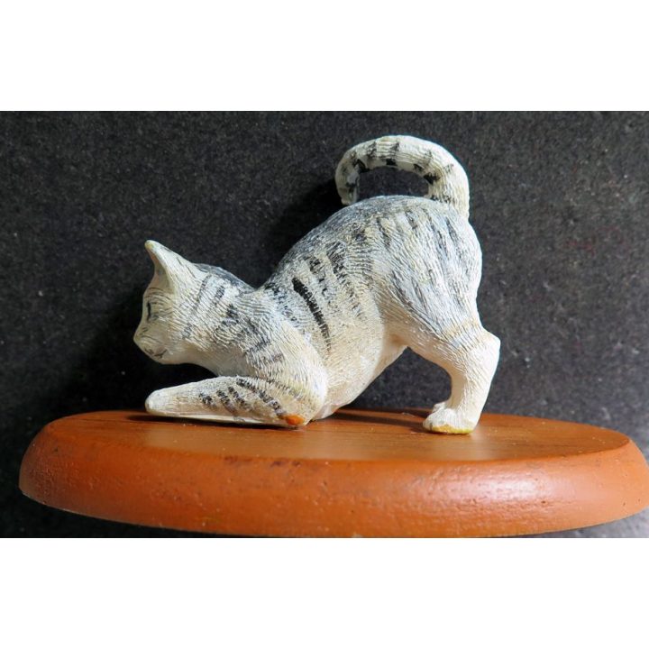 Figurine de Chat en résine : Cache cache