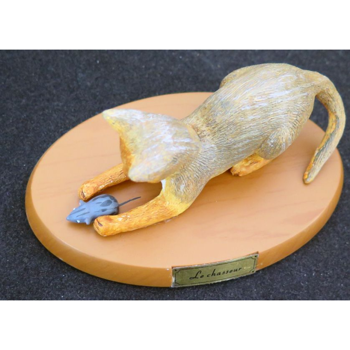 Figurine de Chat en résine : Le Chasseur