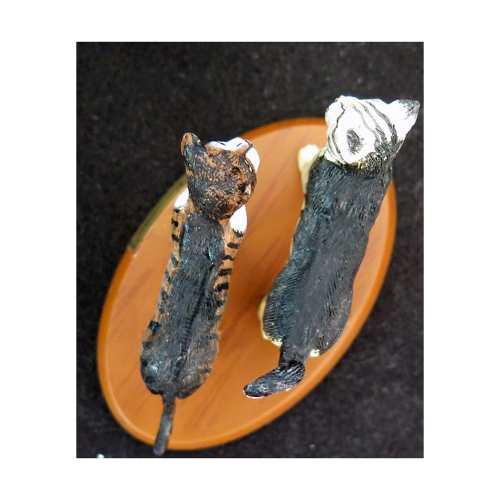 Figurine de Chat en résine : Faisons connaissance
