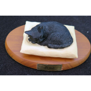 Figurine de Chat en résine :La sieste