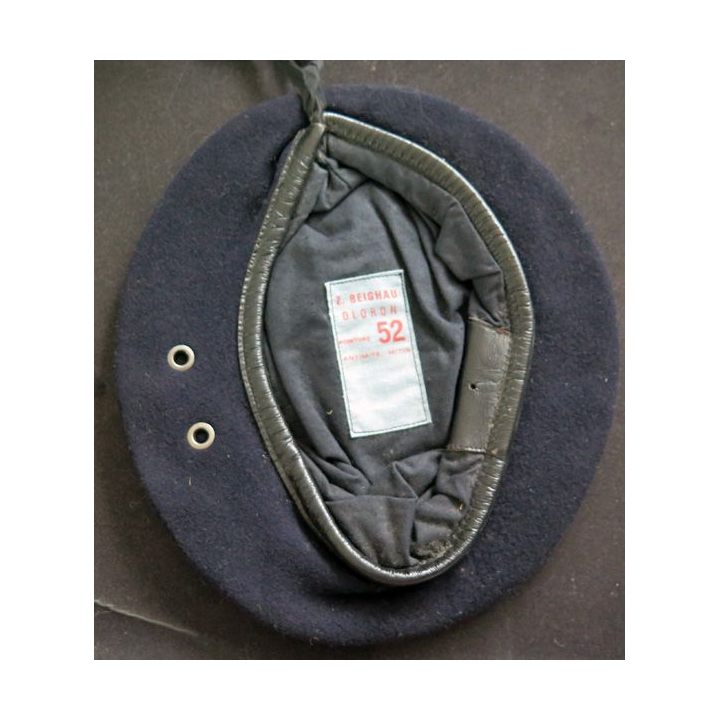 Béret bleu noir infanterie Z. Beighau Oloron taille 52