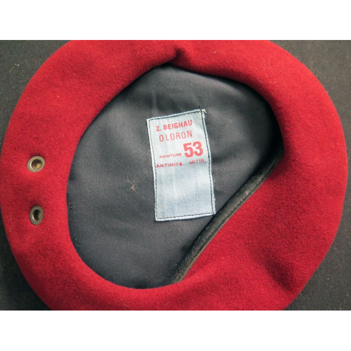 Béret rouge des parachutistes Z. BEIGHAU OLORON Taille 53