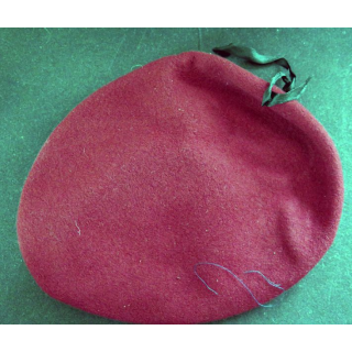 Béret rouge des commandos parachutistes LE CENTURION  Taille 54