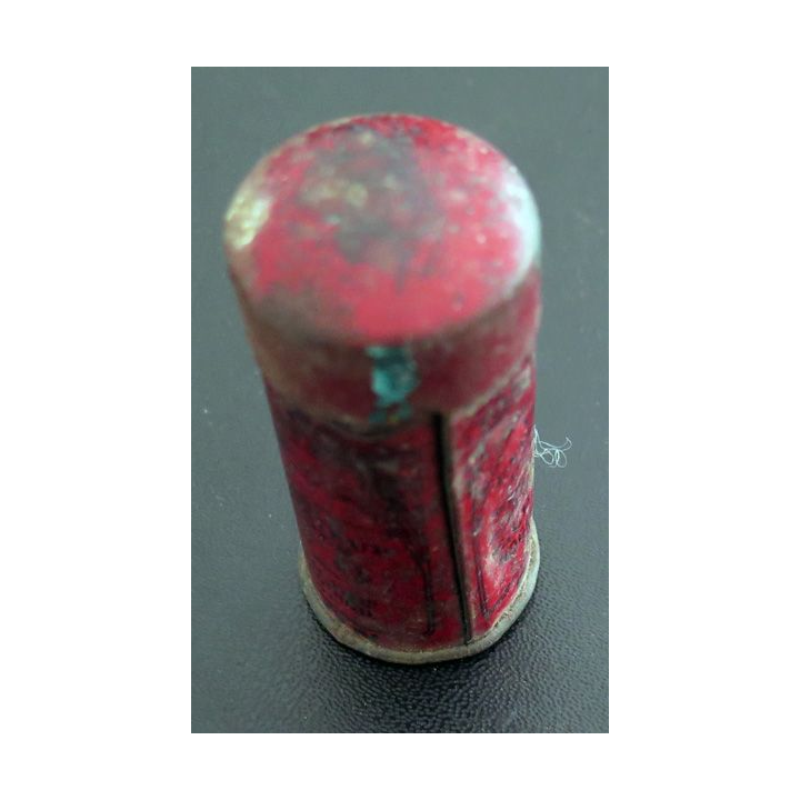 Petite boite véritable exterminateur des taupes 5,8 x 2,7 cm