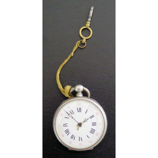 MONTRE :montre à gousset en argent avec remontoir 