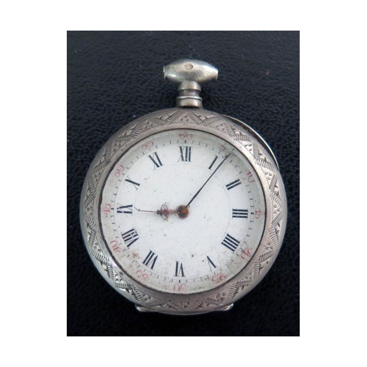 MONTRE :montre à gousset en métal argenté avec chaine 