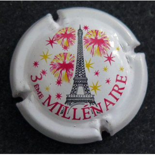 Capsule Muselet de bouteille de champagne GENERIQUE n° 652 Tour Eiffel Lettres rouges