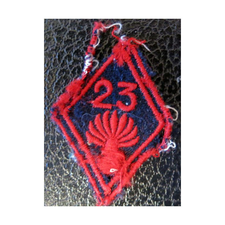 LOSANGE DE BRAS MODÈLE 45 : modèle précoce  troupe du 23°régiment d'infanterie Algérie, Tunisie 1957