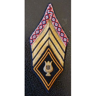 LOSANGE DE BRAS MODÈLE 45 :  Sergent chef Musique régiment de chasseurs parachutiste ou BOMAP