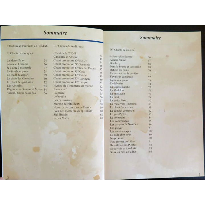 Livre de carnet de chants de l'Ecole Militaire des Aspirants de Coëtquidan 190 pages NEUF