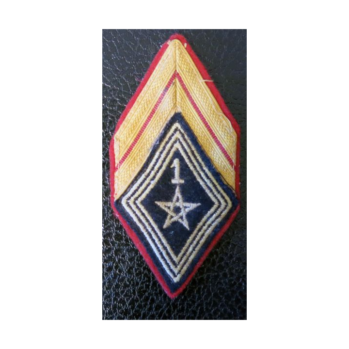 LOSANGE DE BRAS MODÈLE 45 : Brigadier du 1° régiment de spahis période FFA (Spire) 1961 - 1980
