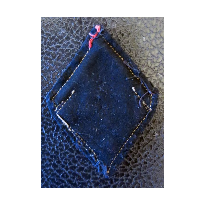 LOSANGE DE BRAS MODÈLE 45 : sergent du 219° régiment d'infanterie  (a vérifier)