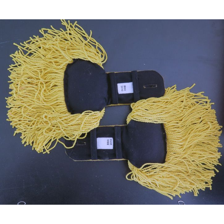 Paire d'épaulettes de tradition des Troupes de marine en fil jaune
