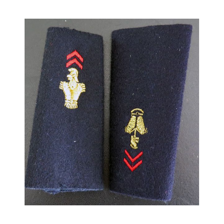 Paire de fourreau d'épaule de soldat du génie