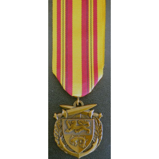 FRANCE : Médaille commémorative de Dunkerque 1940 en bronze ruban neuf