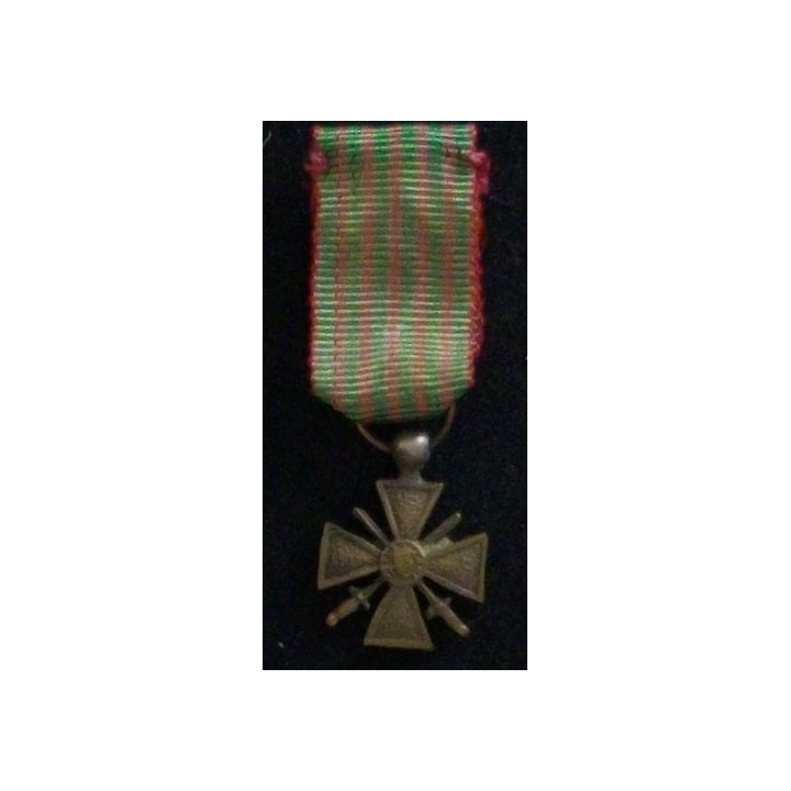 FRANCE : CROIX DE GUERRE 1914-1918 EN RÉDUCTION