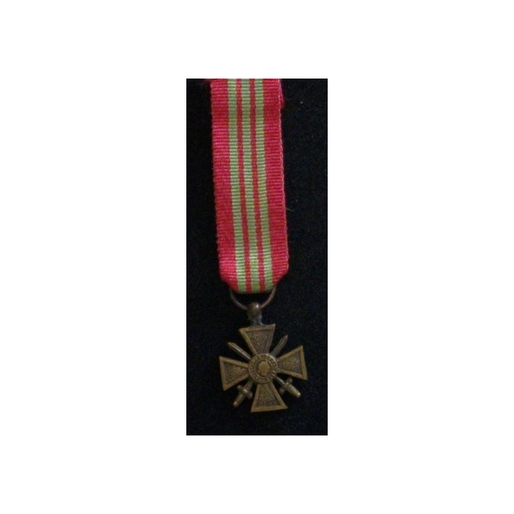 FRANCE : CROIX DE GUERRE 1939-1940 EN RÉDUCTION