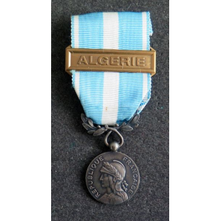 FRANCE : médaille coloniale agrafes Algérie petit module en argent
