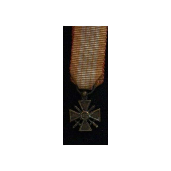 FRANCE : CROIX DE GUERRE 1939-1940 EN RÉDUCTION