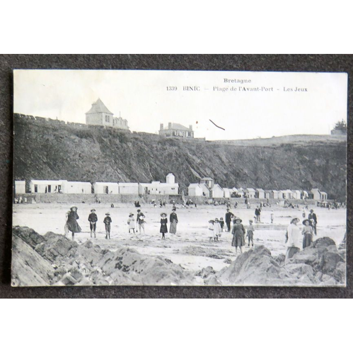 Carte Postale Bretagne Binic Plage de l'avant-Port - Les  jeux